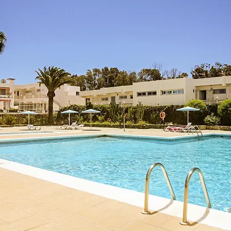 Cozy With Queen-size Bed And Pools, Chaparral 163 *